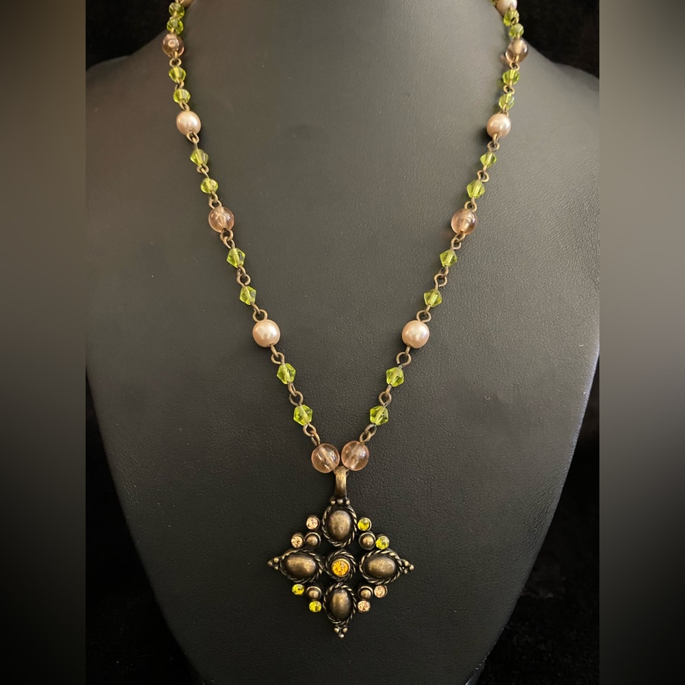 Emerald Green Expandable Beaded Necklace